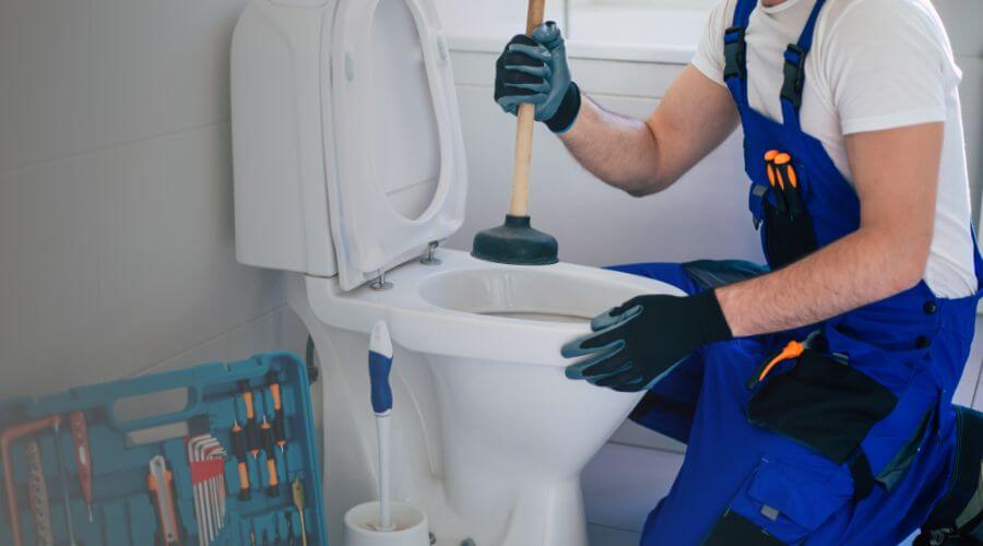 Expert burst pipe repair services in Beecher, IL